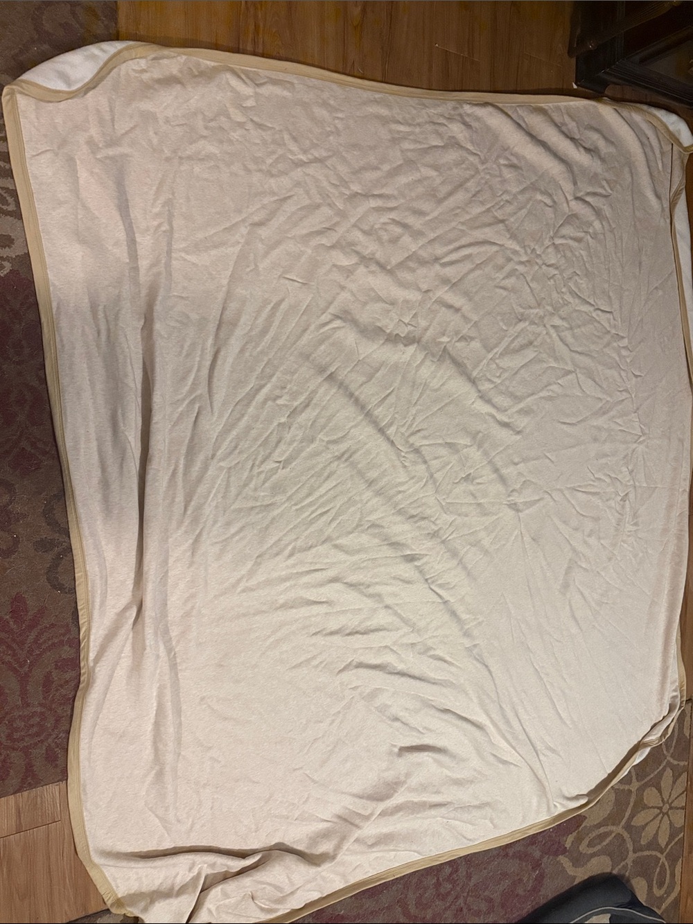 Full/Queen Sweatshirt Blanket Ivory/Khaki - Room Essentials